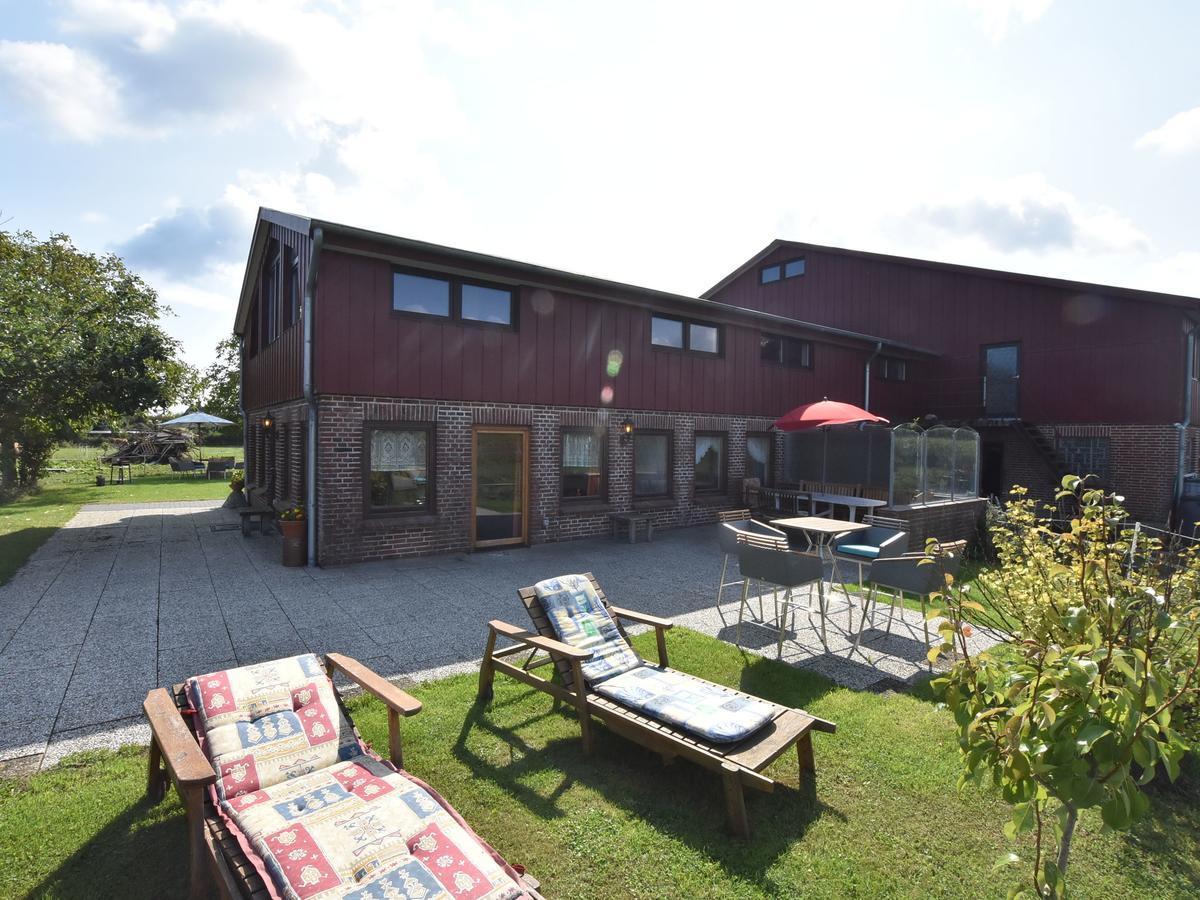 Charming Apartment In Pugholz Near Sea Hasselberg  Exteriör bild